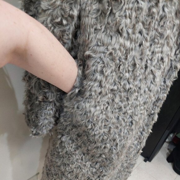 💥SHOWSTOPPER!💥Vegan Persian Curly Lamb Fur Longline Coat in Gray - Picture 10 of 15